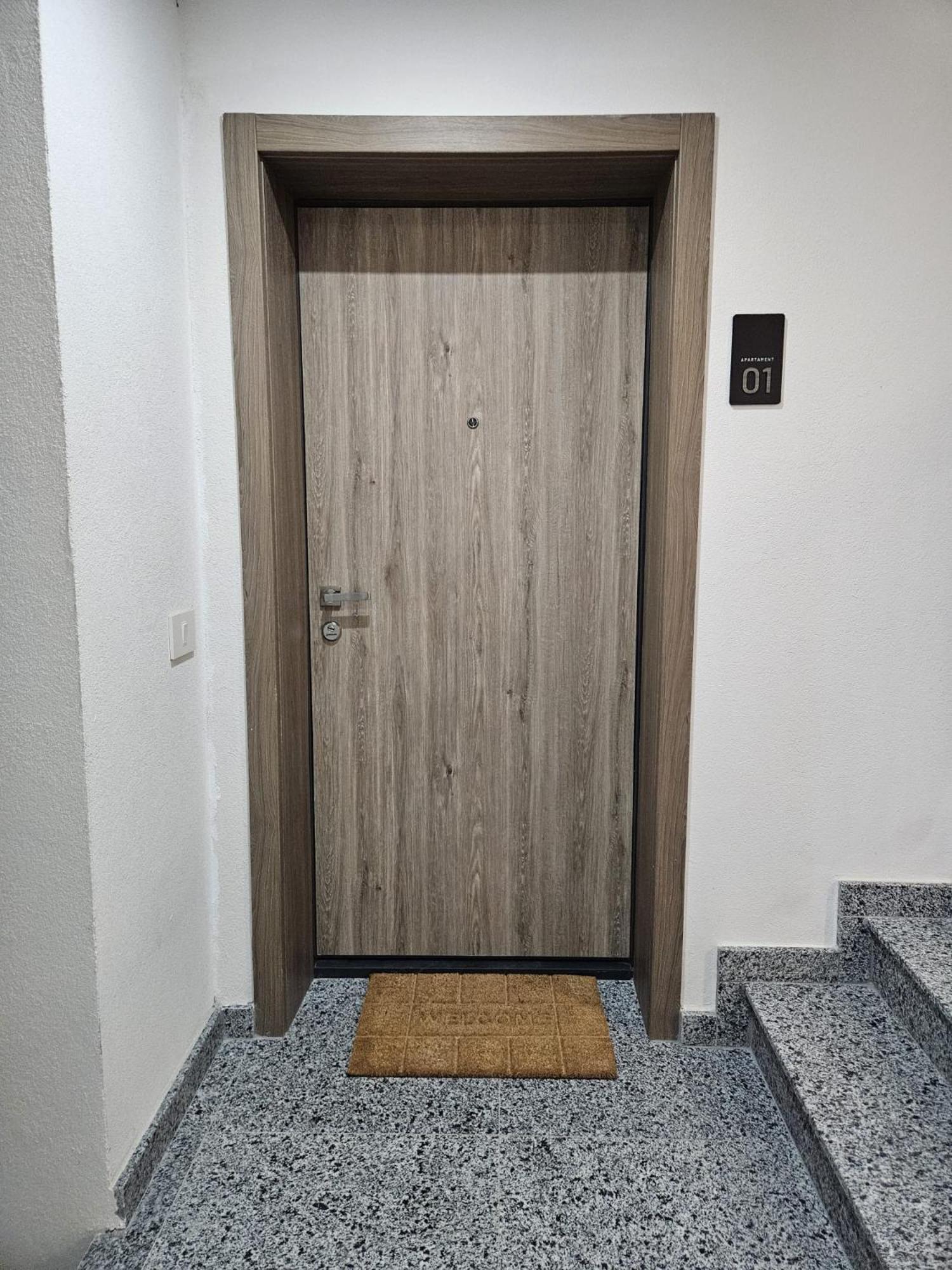 Garsoniera Gabrielle Apartamento Braşov Exterior foto